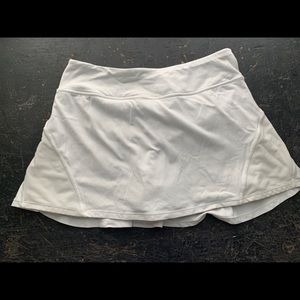 LULULEMON White Tennis Skirt